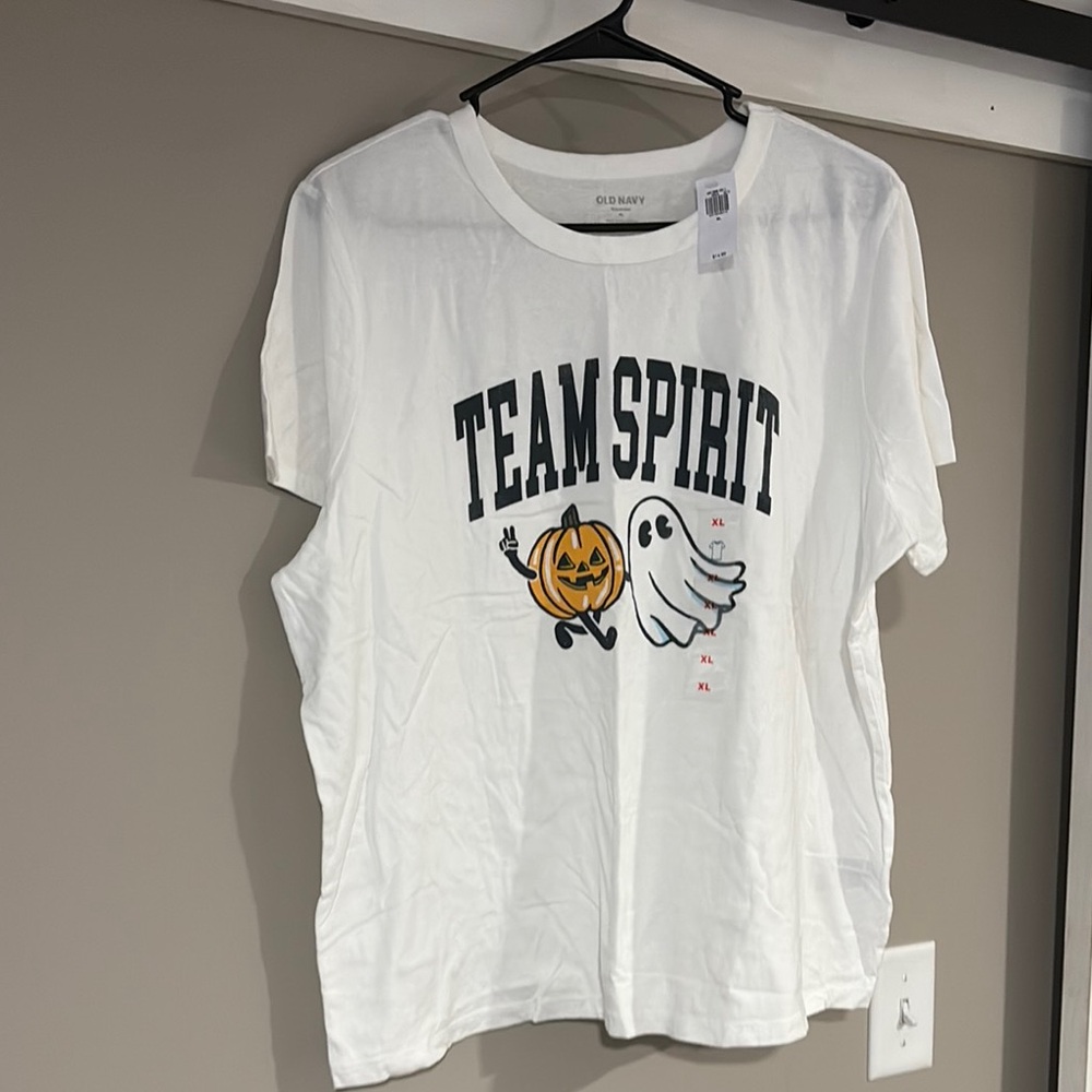 NWT Old Navy White Team Spirit Halloween Tee